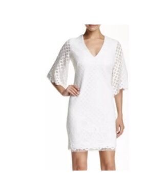Alexia Admor White Lace Dress With Bell Sleeves XS NWT